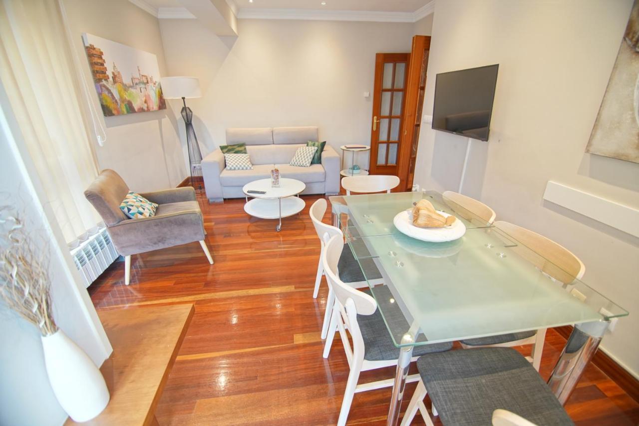 Piso Grande Y Luminoso En El Casco Viejo De Bilbao Apartment ภายนอก รูปภาพ